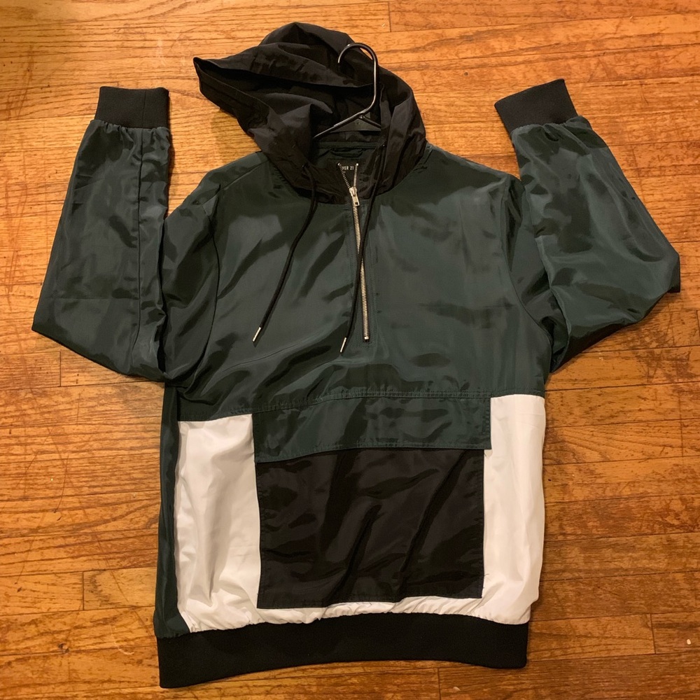 Men’s windbreaker jacket